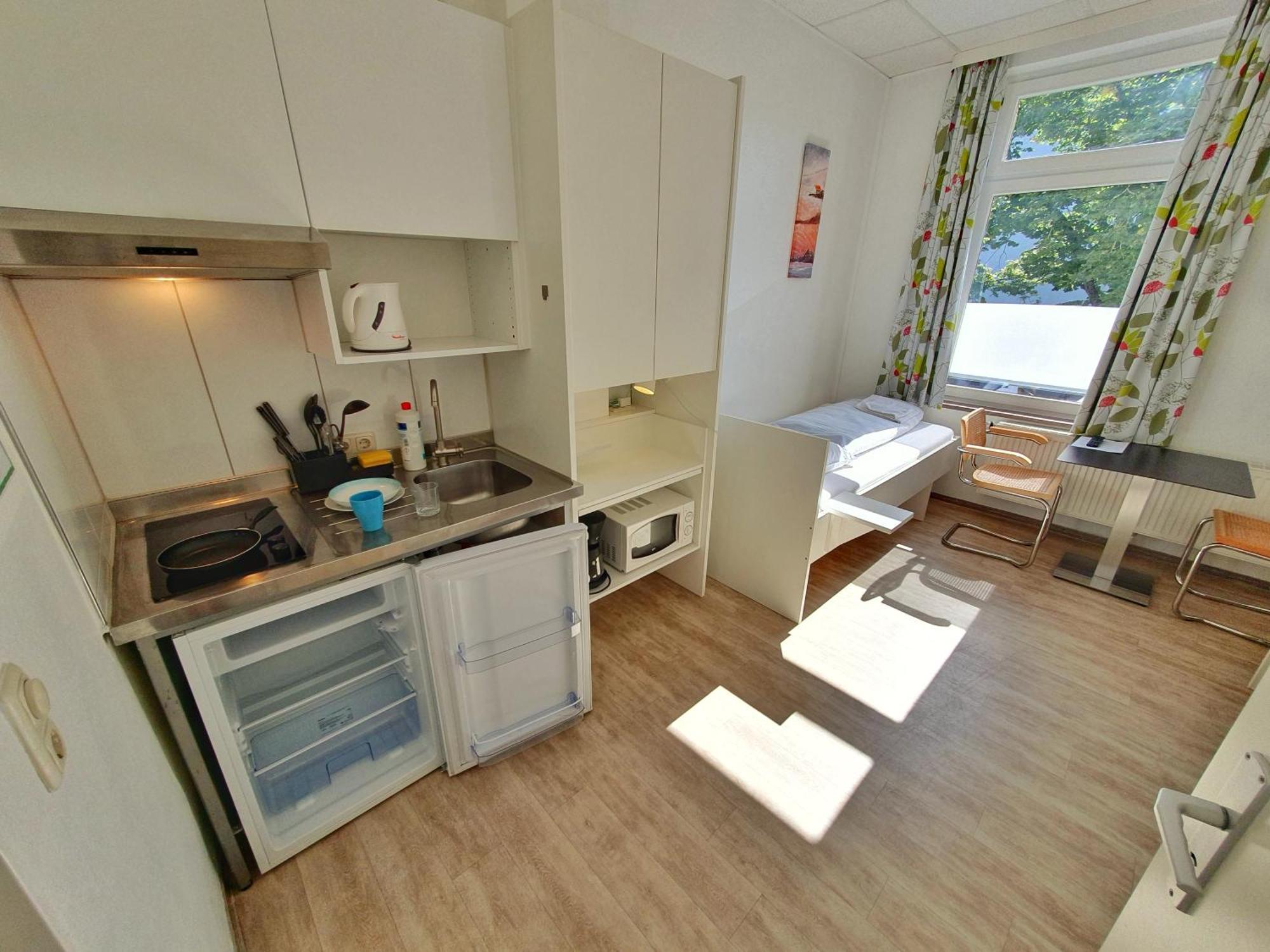 Aparthotel B & L